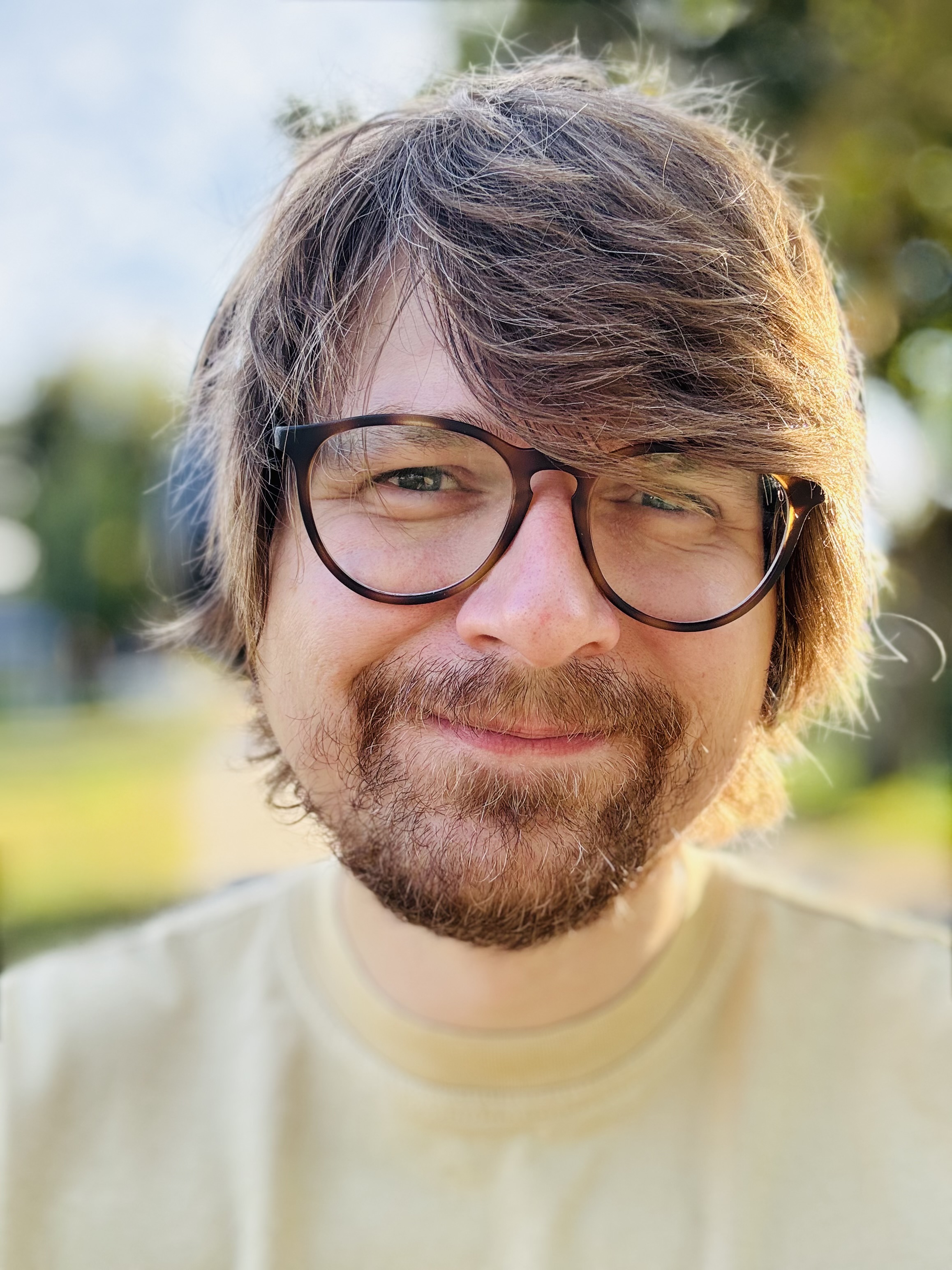 Nik Brunner's personal website - a black and white photograph of a modernist house representing his digital home